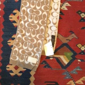 Coach merino wool scarf